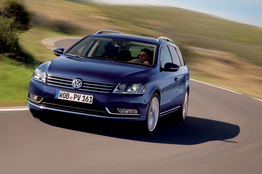  Volkswagen Passat Variant 2010 года  (фото 13 из 31)